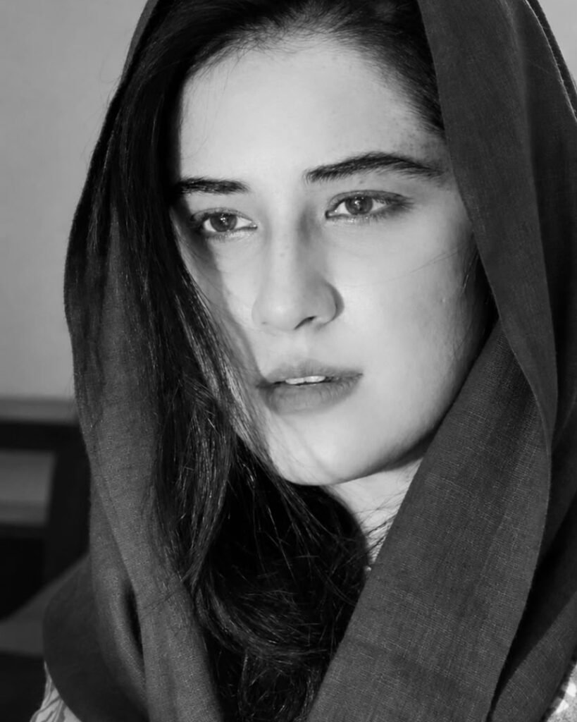 Asma Ahmad Zara, Degardis advisor